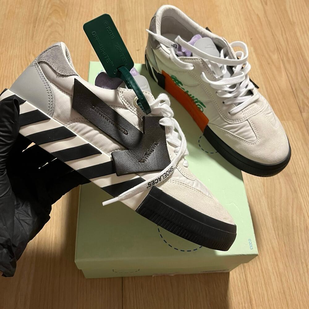 Off-White Vulcanized Sneaker Low 'White Black' Men's Size 10 US/43 EU